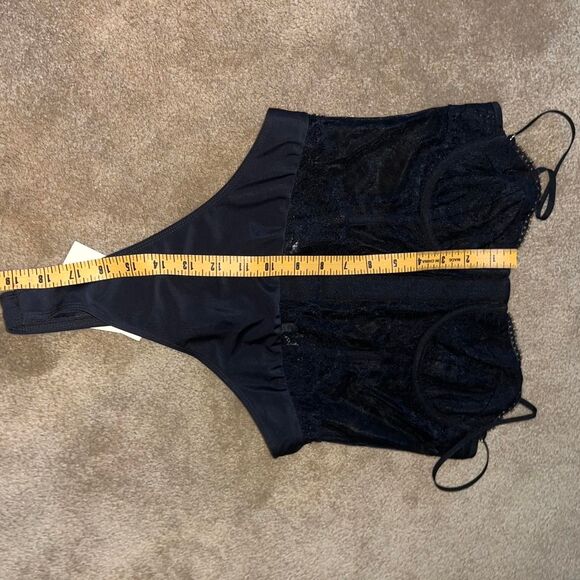 NWT Cami NYC Riona Lace Mesh Corset Bodysuit in Black Sz 4 - Picture 7 of 7